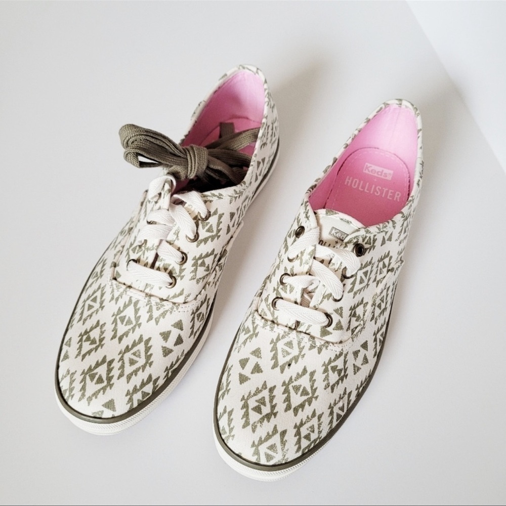 Keds x HOLLISTER Tribal Print Canvas Shoes women size 6.5